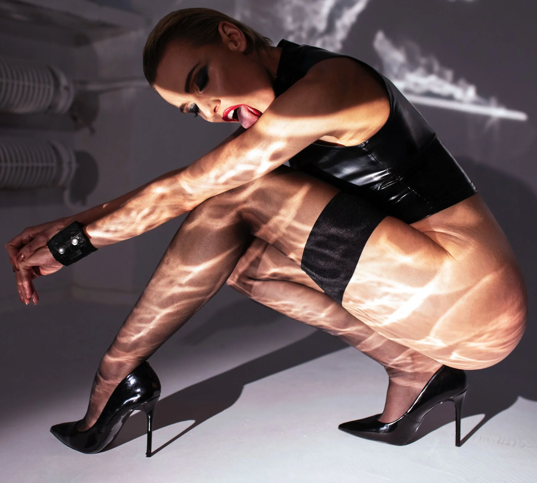 Топ Noir Handmade F324 Glam wetlook top with vinyl corset - M - Зображення 4