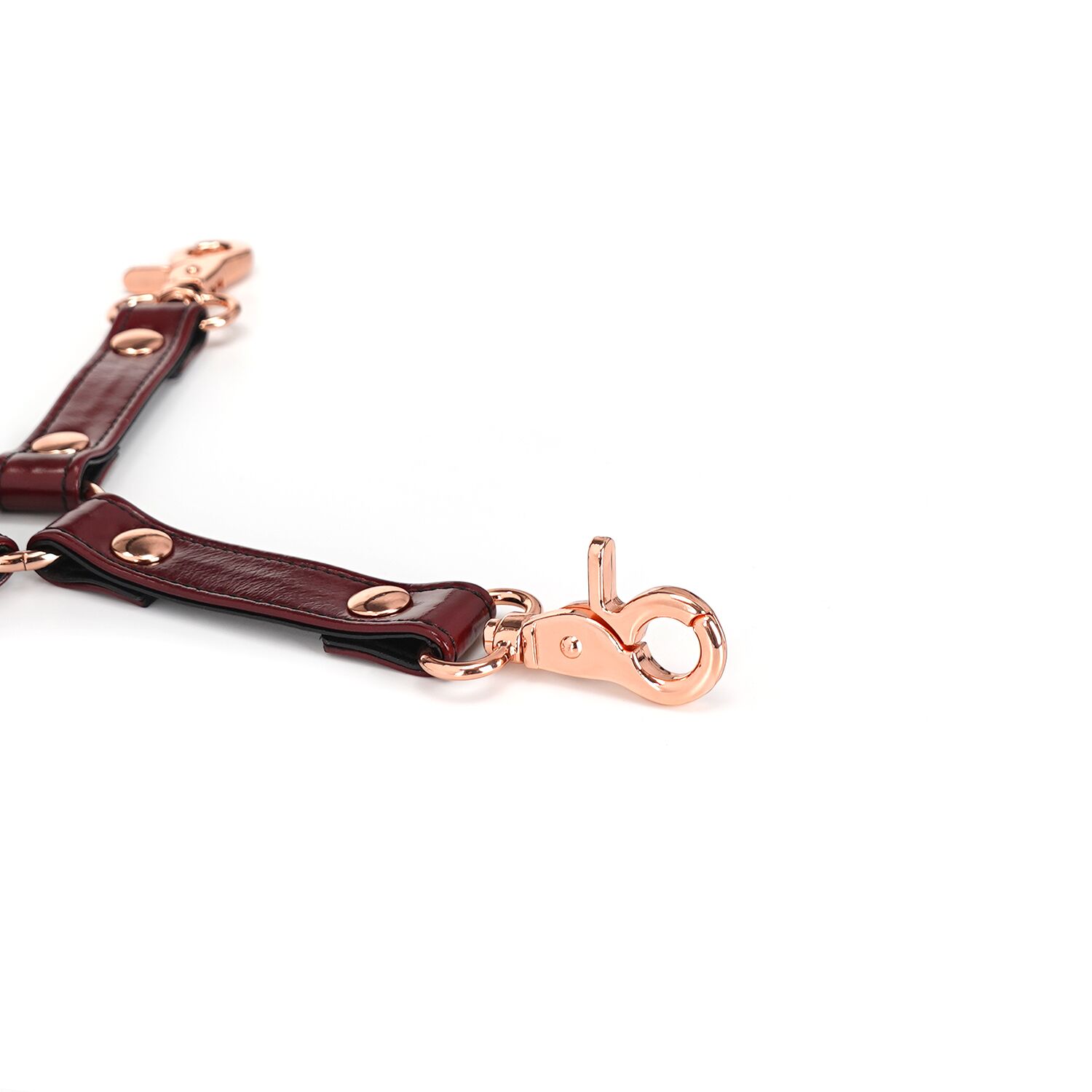 Шкіряна хрестовина Liebe Seele Wine Red Hogtie з карабінами
