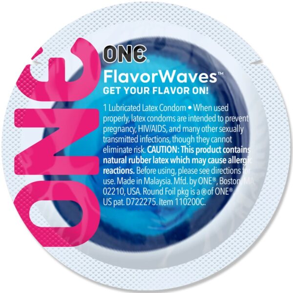 Ароматизований презерватив ONE FlavorWaves Mint Chocolate, 1 шт, зелений, запах м’ятного шоколаду - Зображення 2