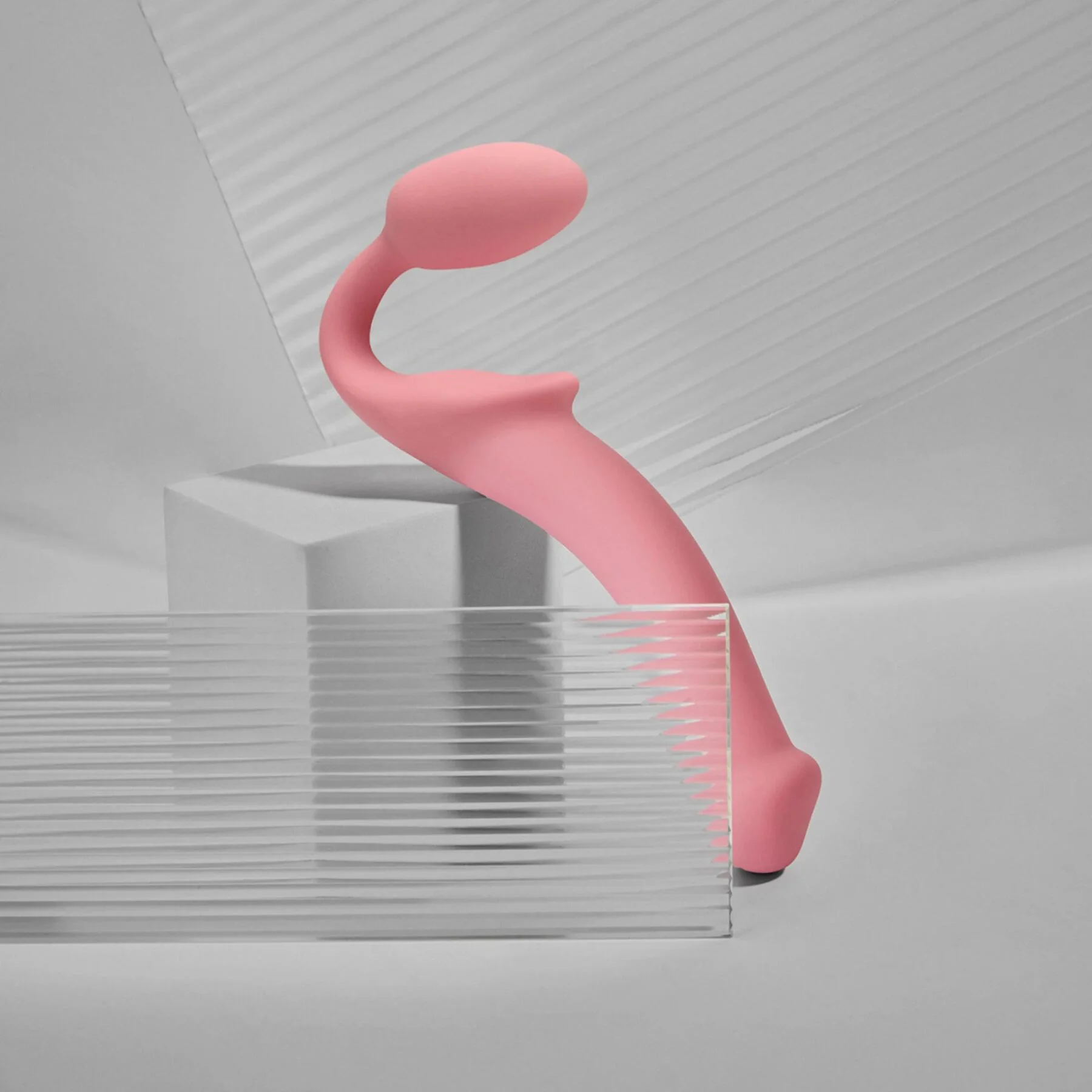 Безремінний страпон Strap-On-Me Rose M, регульований, силікон