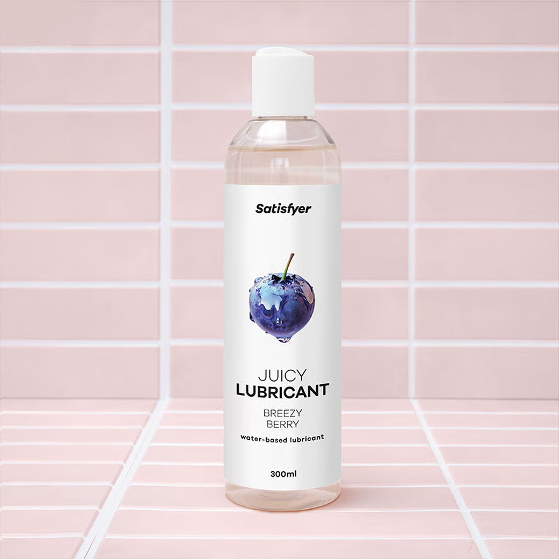Лубрикант на водній основі Satisfyer Juicy Lubricant Breezy Berry 300 мл